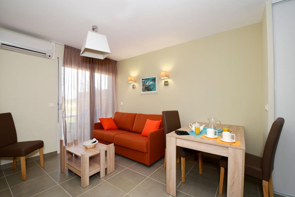 Residence Odalys Cote Canal Salleles-d'Aude Room photo